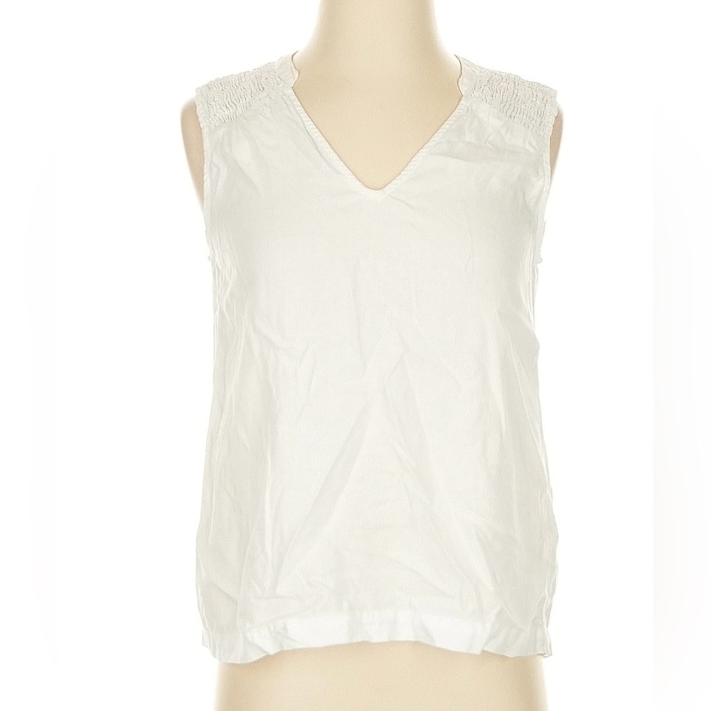 Anthropologie Cloth & Stone White Sleeveless V-Neck Blouse. Small